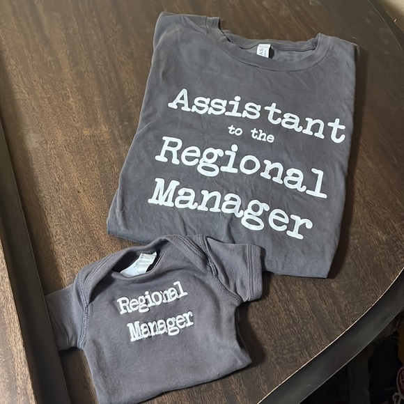 NEW The Office Dunder Mifflin Assistant To The Regional Manager Set - Picture 3 of 5